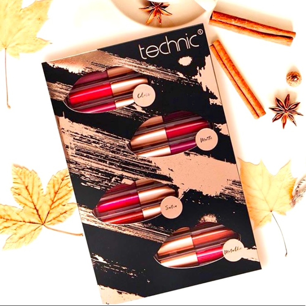 Technic lip collection